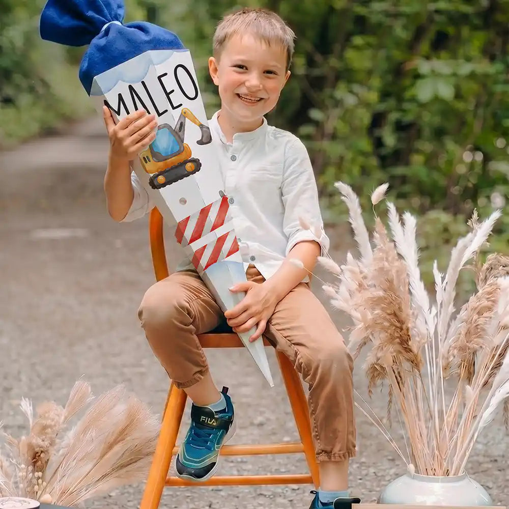 Schultüte personalisiert mit Name Bagger Baustelle – Junge-Lifestyle zur Einschulung