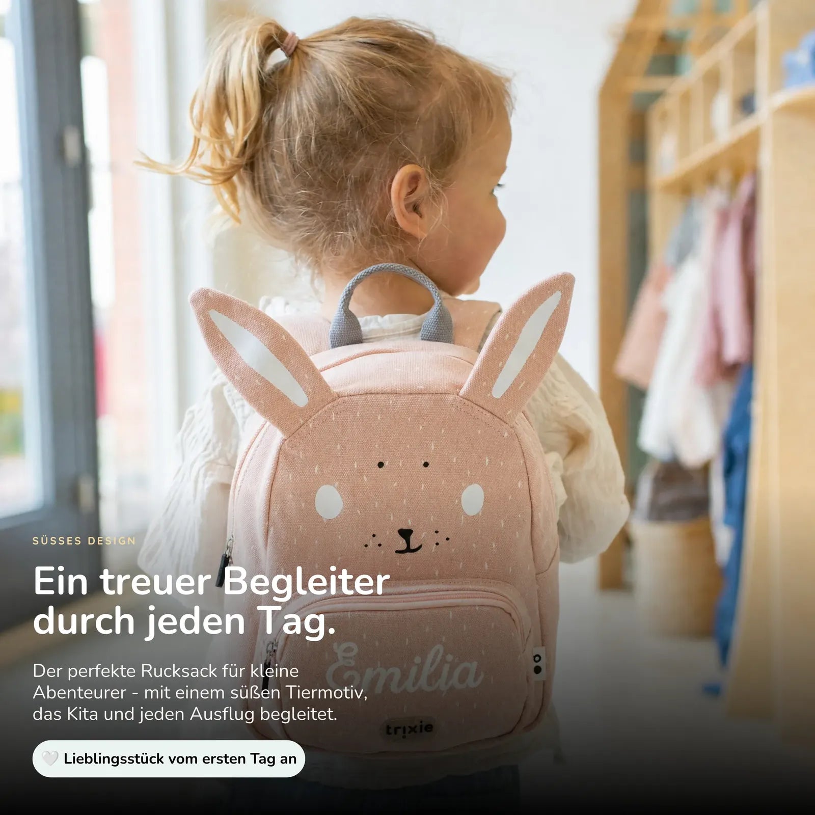 Trixie Kindergartenrucksack Hase, Name mit weißen Stickfäden bestickt