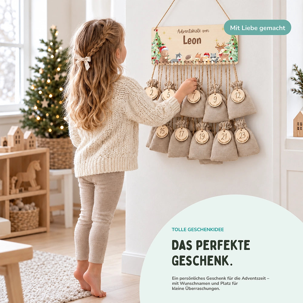 Personalisierbarer Adventskalender farbig - Niedliche Waldtiere Weihnachtsmütze