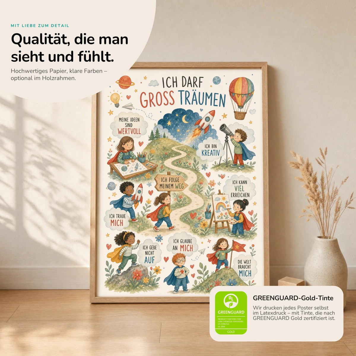 Kinderposter âWimmelbild GroĂ trĂ€umenâ im Holzrahmen auf dem Regal â Poster mit SprĂŒchen fĂŒrs Kinderzimmer