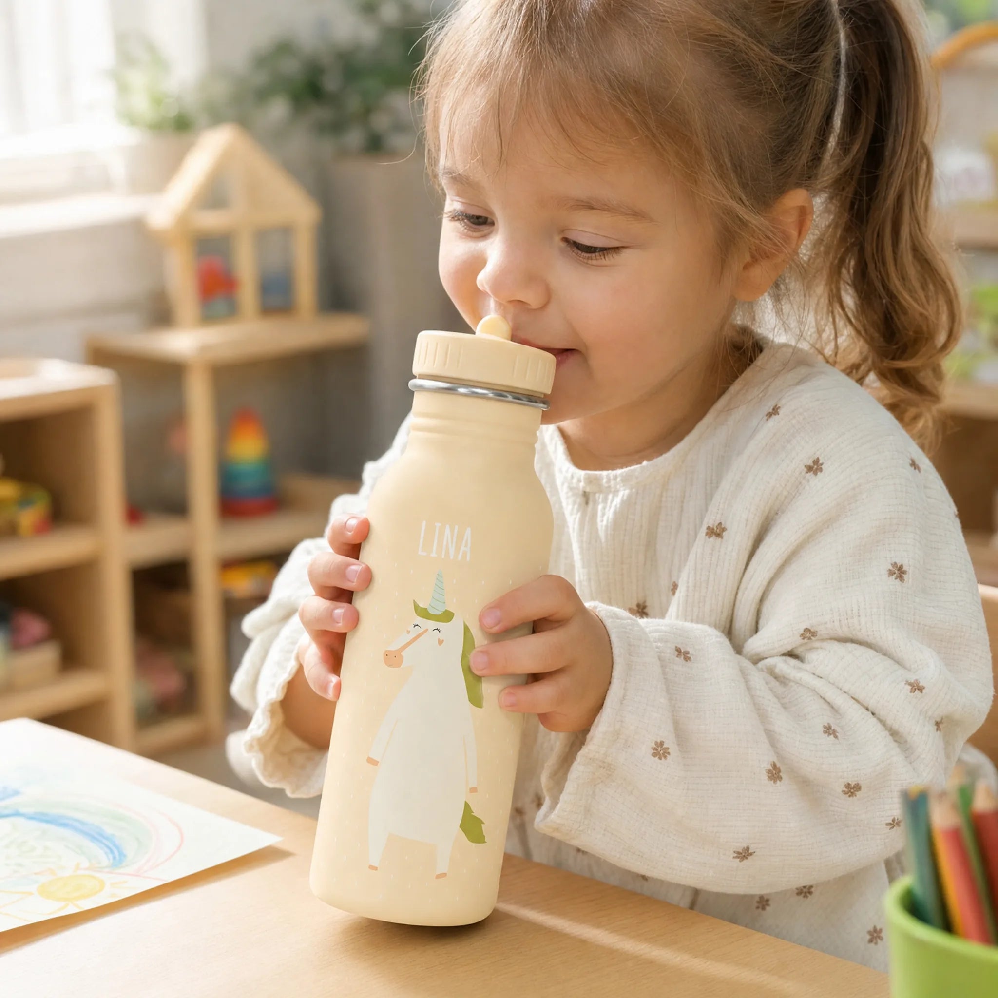Trixie Trinkflasche Kinder Einhorn, 350 ml mit Trageschnur und Gravur