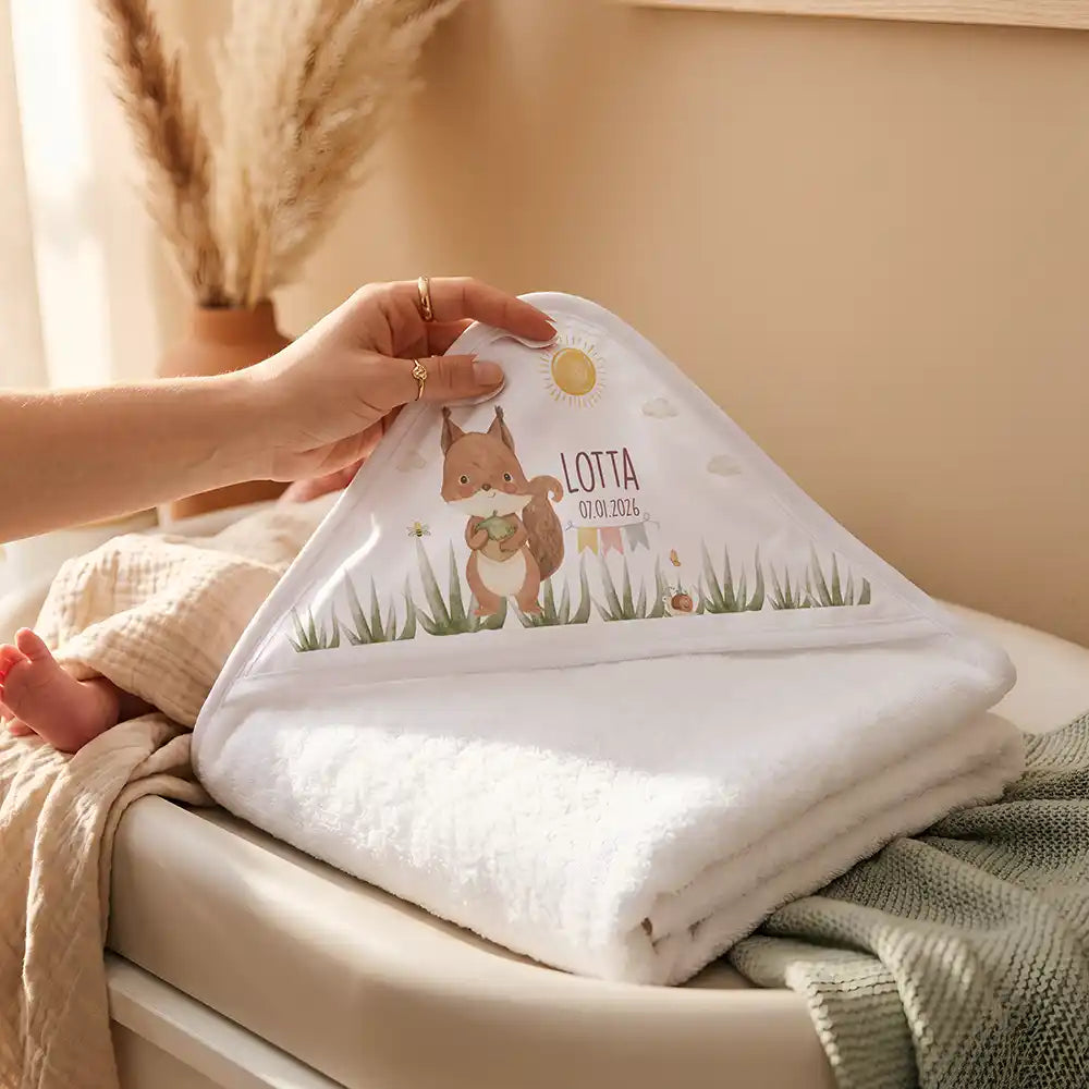 Personalisiertes Kapuzenhandtuch Baby Eichhörnchen Geburt – Detail der bedruckbaren Kapuze