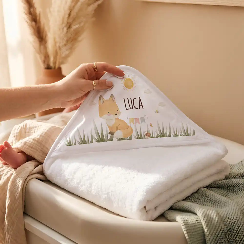 Personalisiertes Kapuzenhandtuch Baby Fuchs Wiese â Detail der bedruckbaren Kapuze