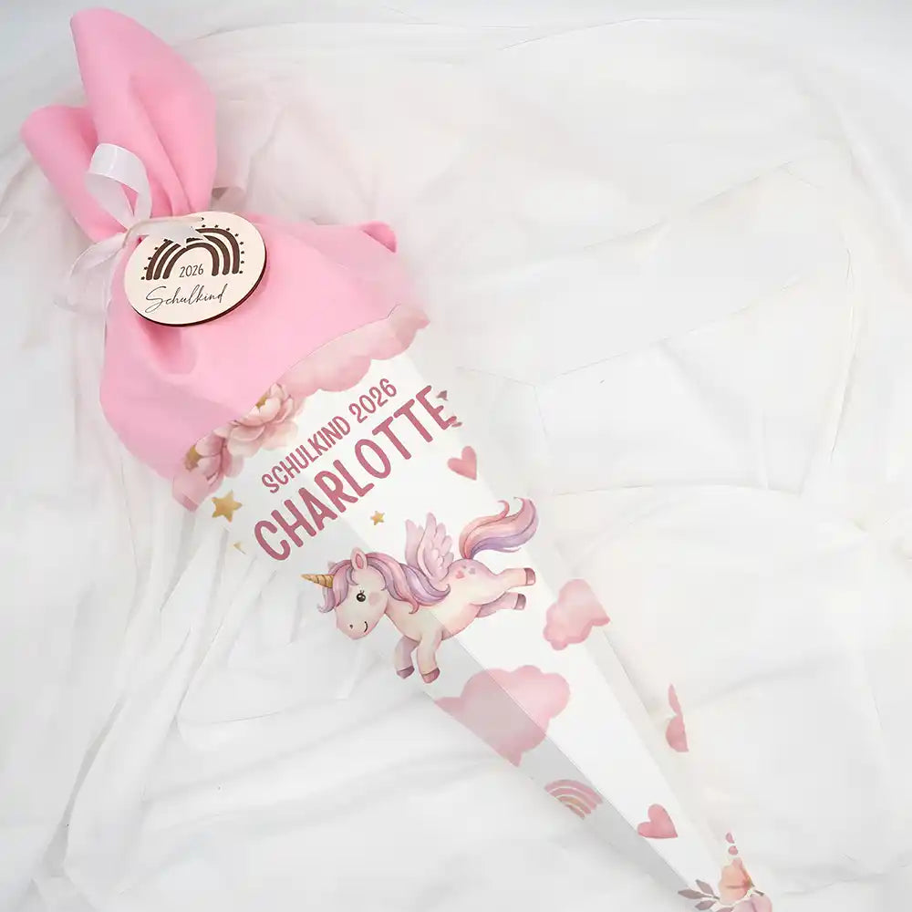 Schultüte personalisiert mit Name Pegasus Einhorn – Liegend mit Filzverschluss und Schleife