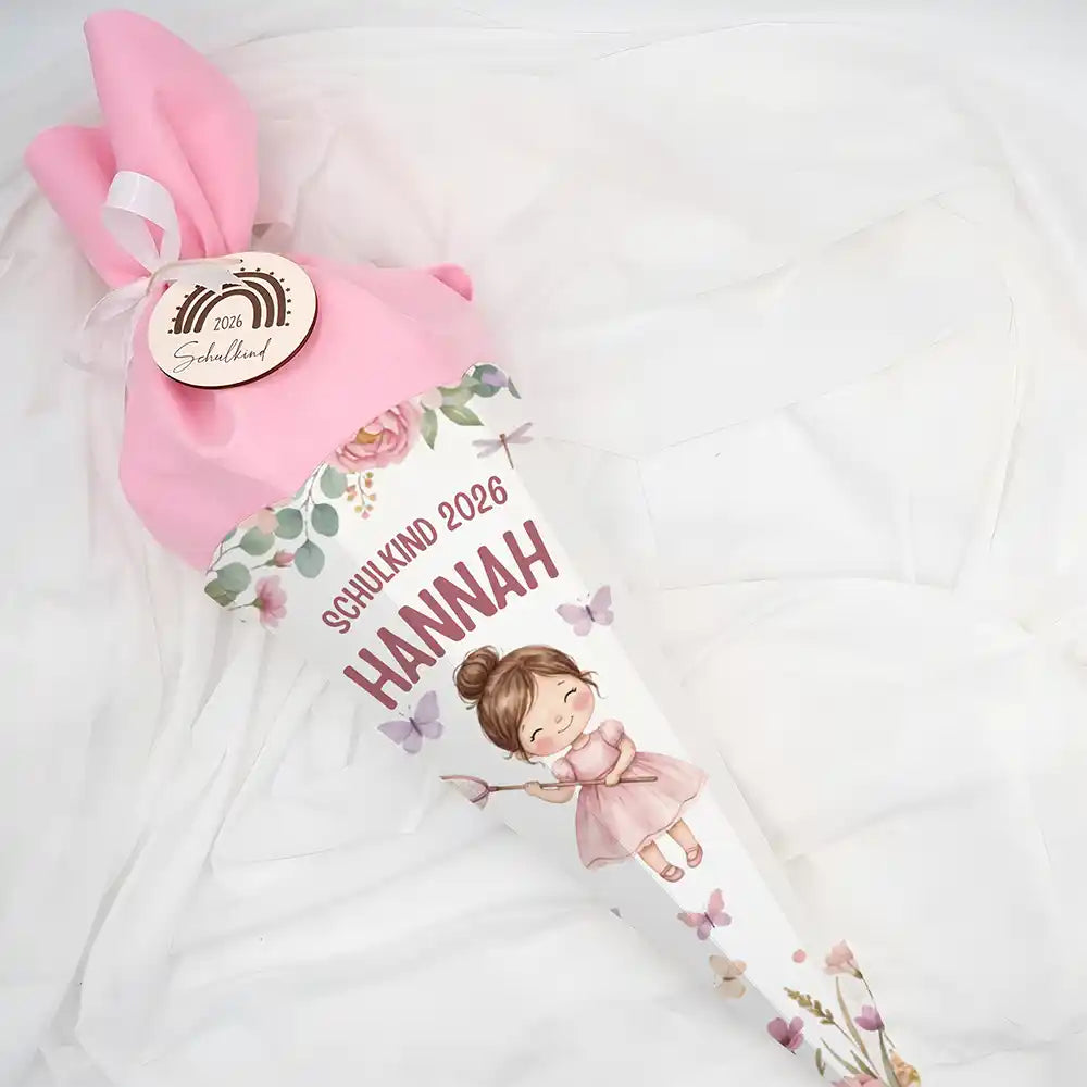Schultüte personalisiert mit Name Mädchen Schmetterlinge – Liegend mit Filzverschluss und Schleife
