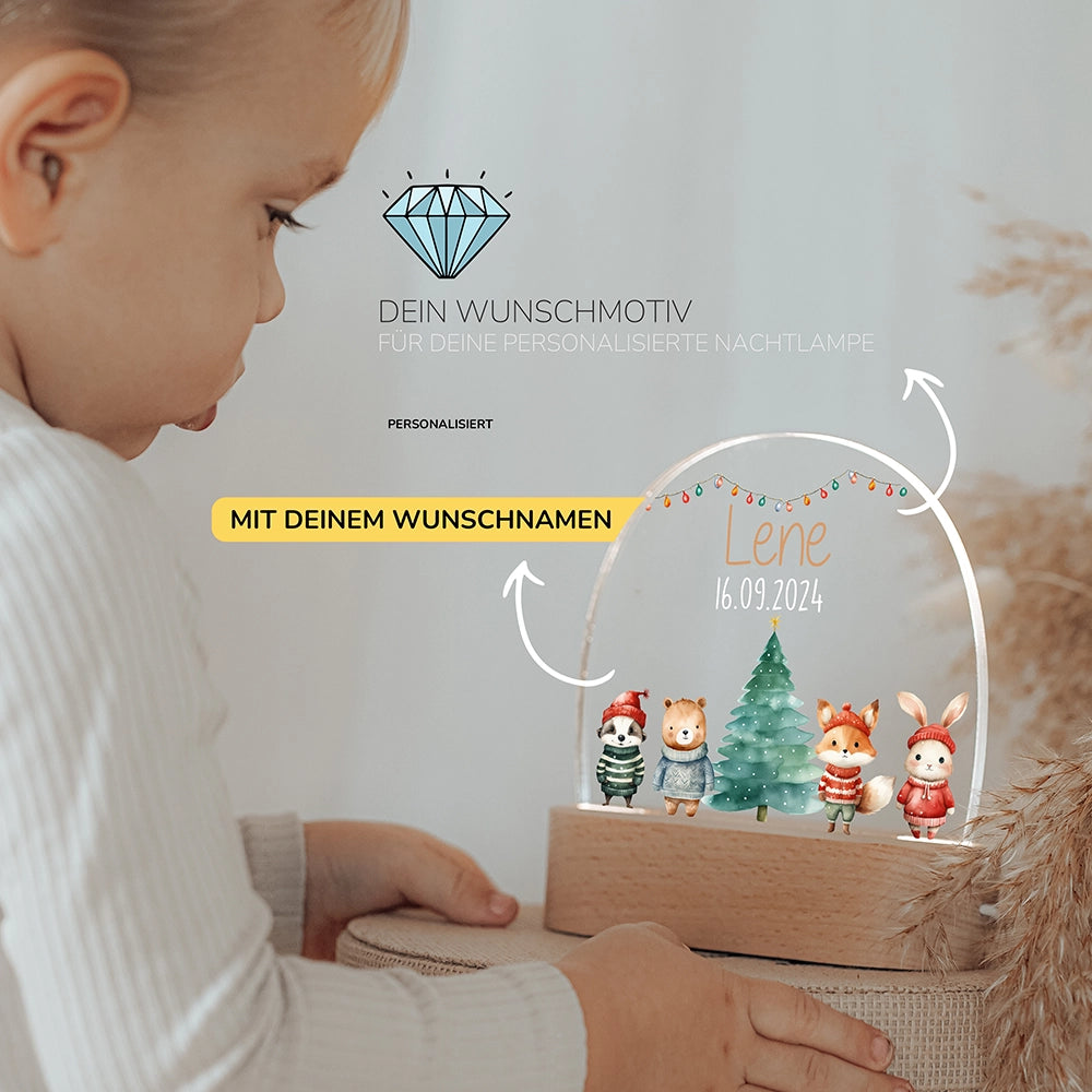 Kleinkind mit Nachtlicht Weihnachten mit Wunschnamen – Babygeschenk personalisiert