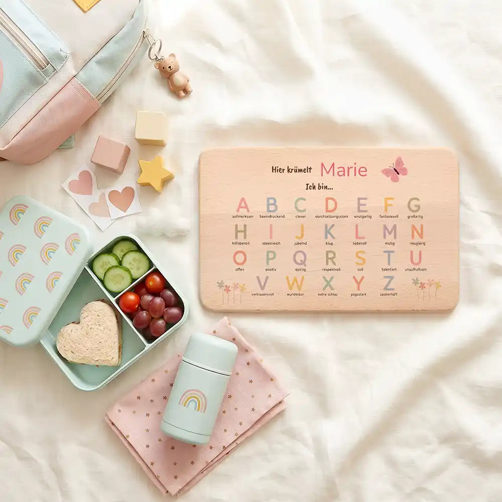 ABC Brettchen Kinder personalisiert Schmetterling pastell – Kindergarten-Brotzeitbox-Komposition