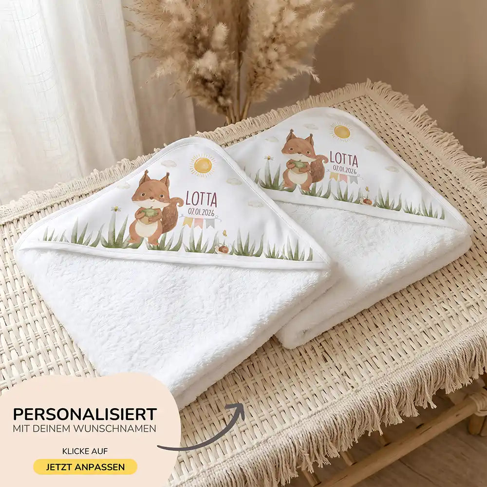Personalisiertes Kapuzenhandtuch Baby Eichhörnchen Geburt – 500 g/qm Baumwoll-Frottee Detail