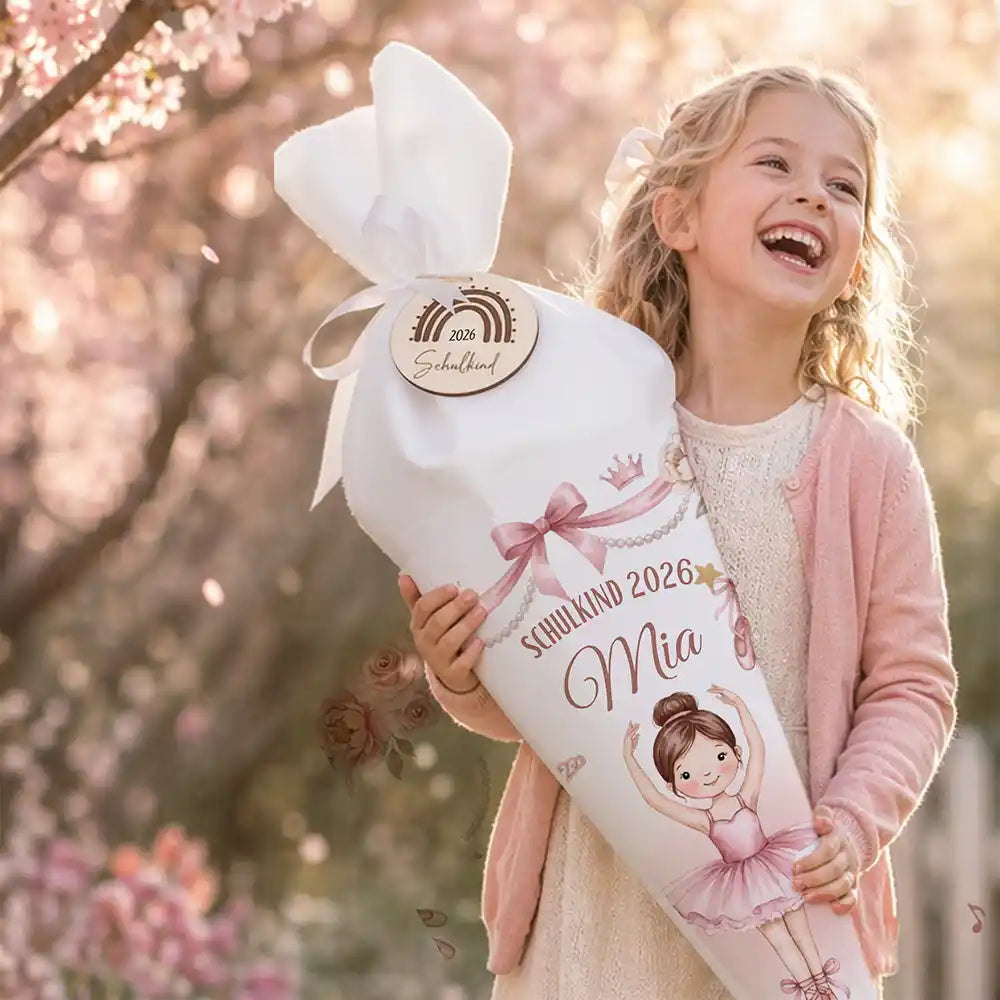 Schultüte personalisiert mit Name Ballerina mit Krone – Mädchen-Lifestyle unter Kirschblüten
