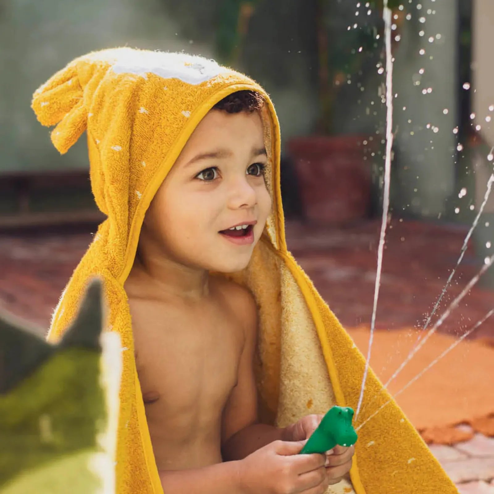 Trixie Kapuzenhandtuch Baby Löwe, mit gesticktem Wunschnamen