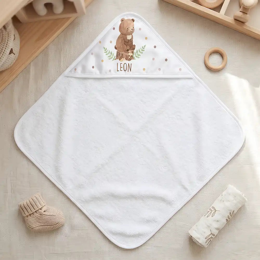 Personalisiertes Kapuzenhandtuch Baby BĂ€r Farn â Freisteller 80Ă80 cm Topdown