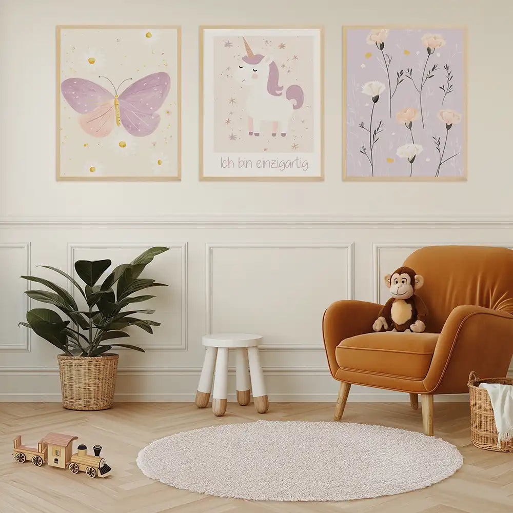 Poster 3er-Set - Schmetterling, Einhorn & Blumen fĂĽrs Kinderzimmer
