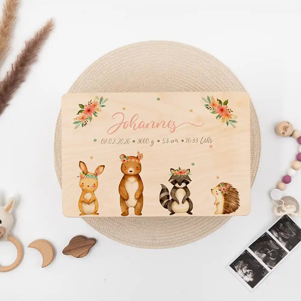 Personalisierte Erinnerungskiste Woodland Tierfamilie