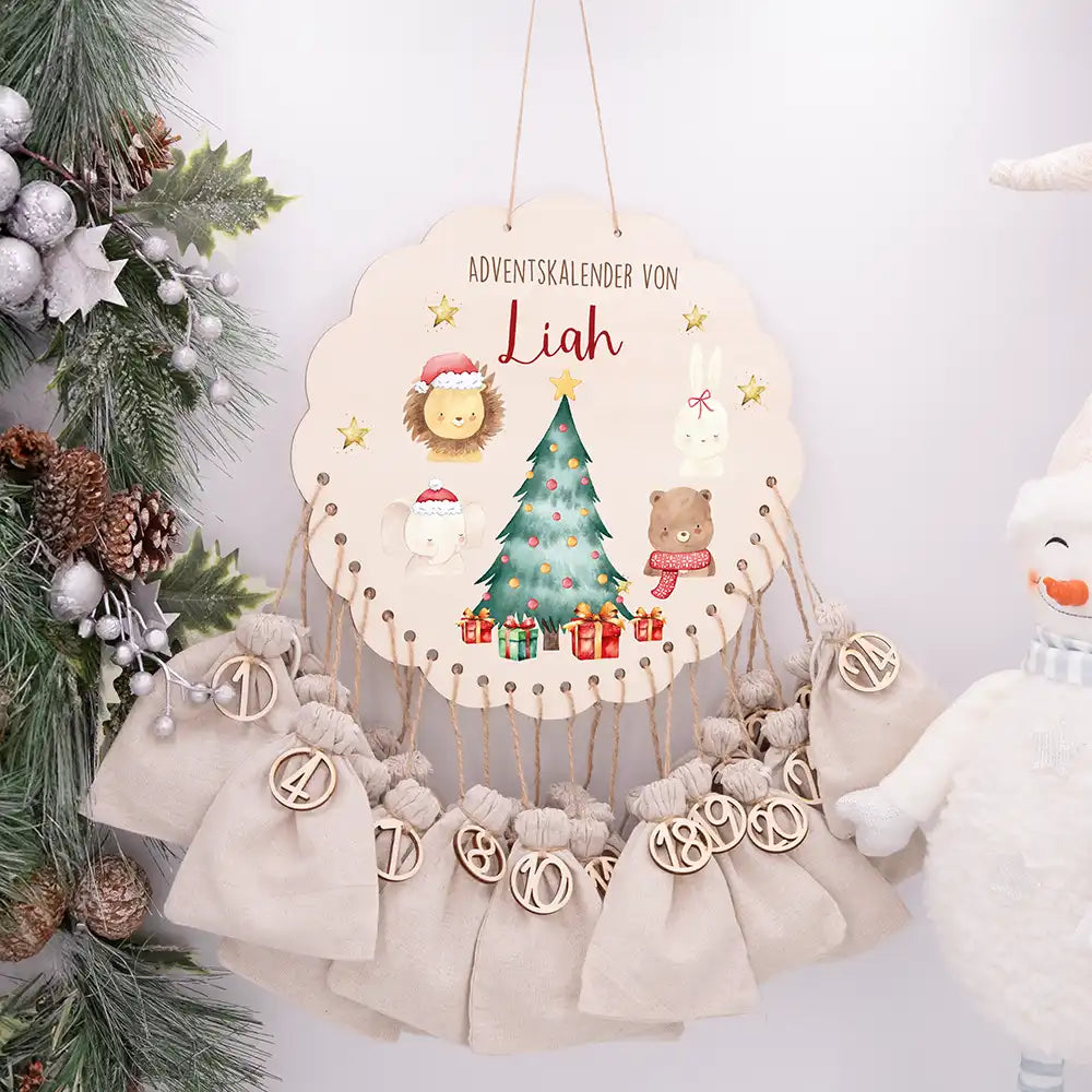 Personalisierter runder Adventskalender Kinder aus Holz - Weihnachtliche Tierwelt