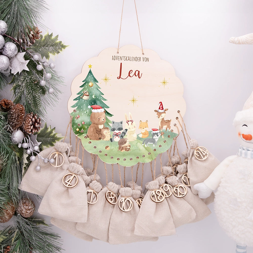 Personalisierter runder Adventskalender Kinder aus Holz - Niedliche Waldfreunde
