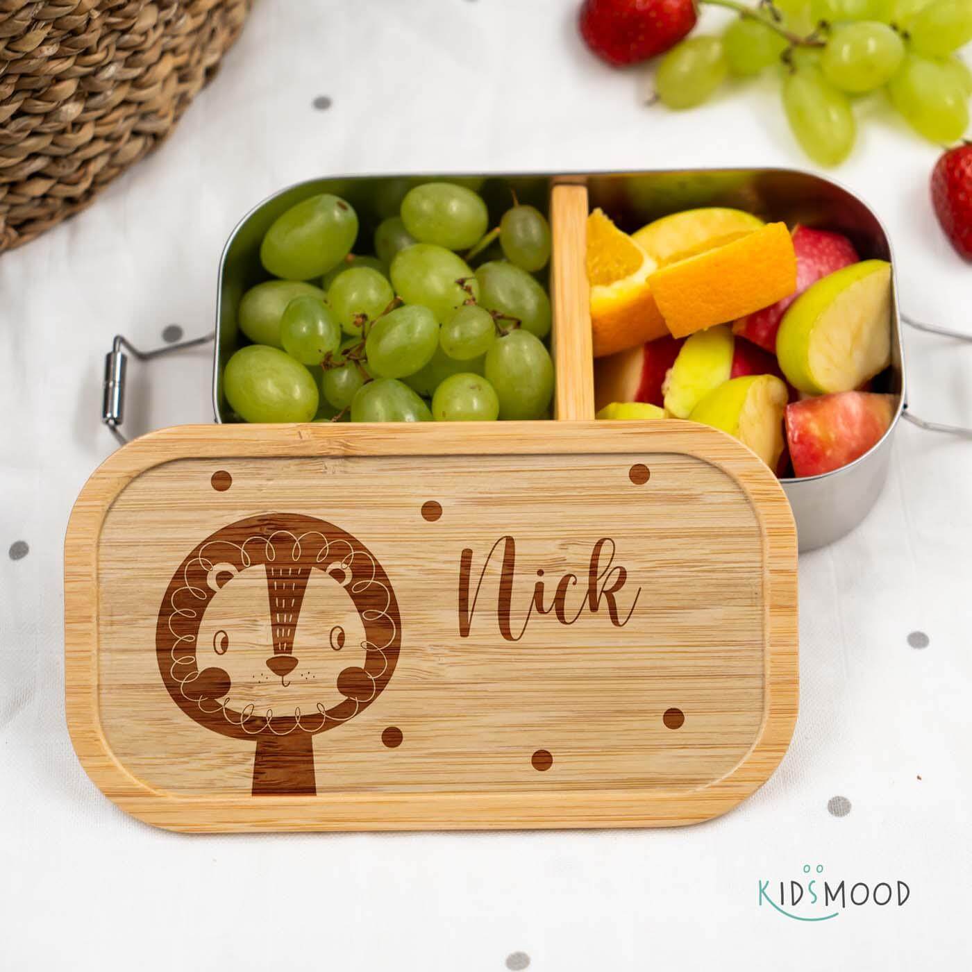 personalized lunchbox with lion head design
