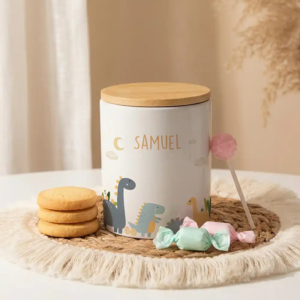Personalisierte Keksdose Dinosaurier Mond aus Keramik mit Bambusdeckel - Wunschname - kidsmuod.com