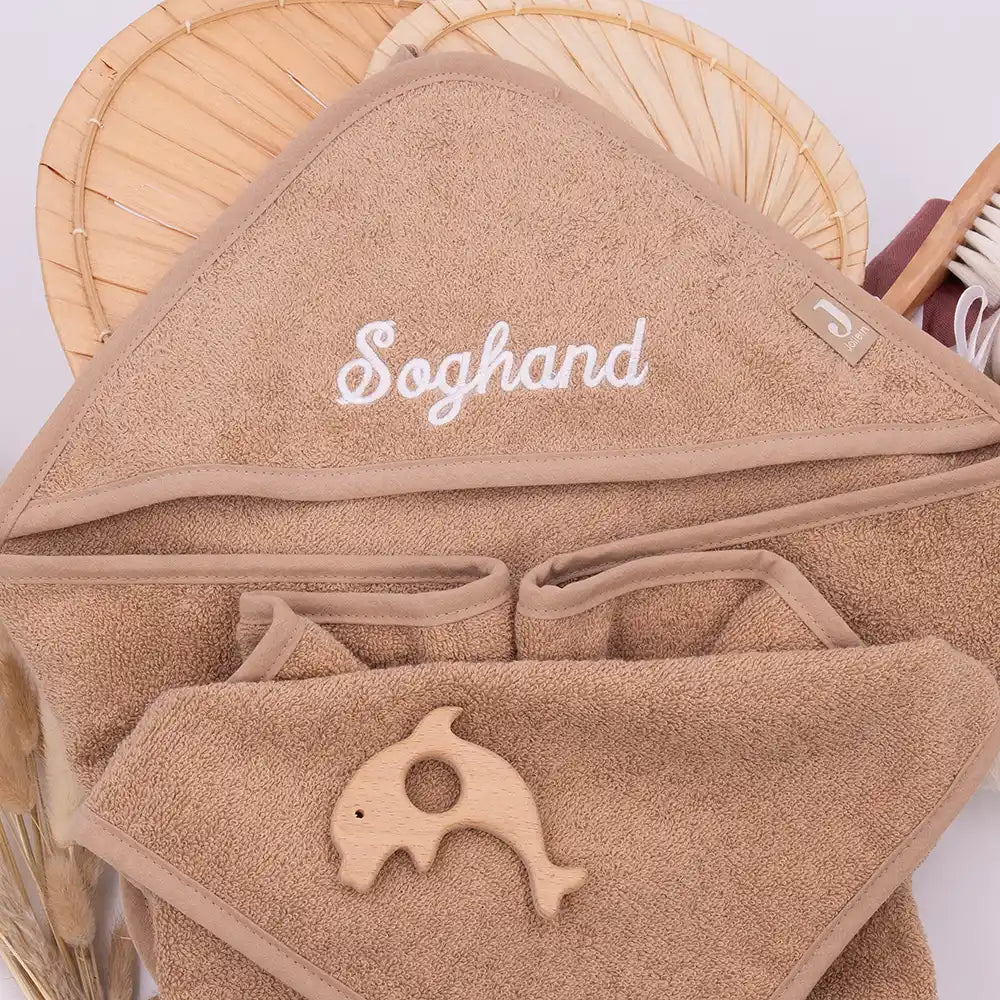 Kapuzenhandtuch Baby personalisiert – Biscuit, weiches Frottee mit personalisierter Stickerei für warme Badestunden