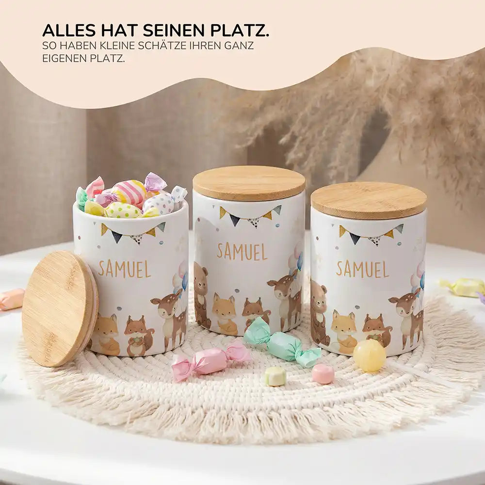 Lifestyle: Personalisierte Keksdose Waldtiere Party im Kinderzimmer