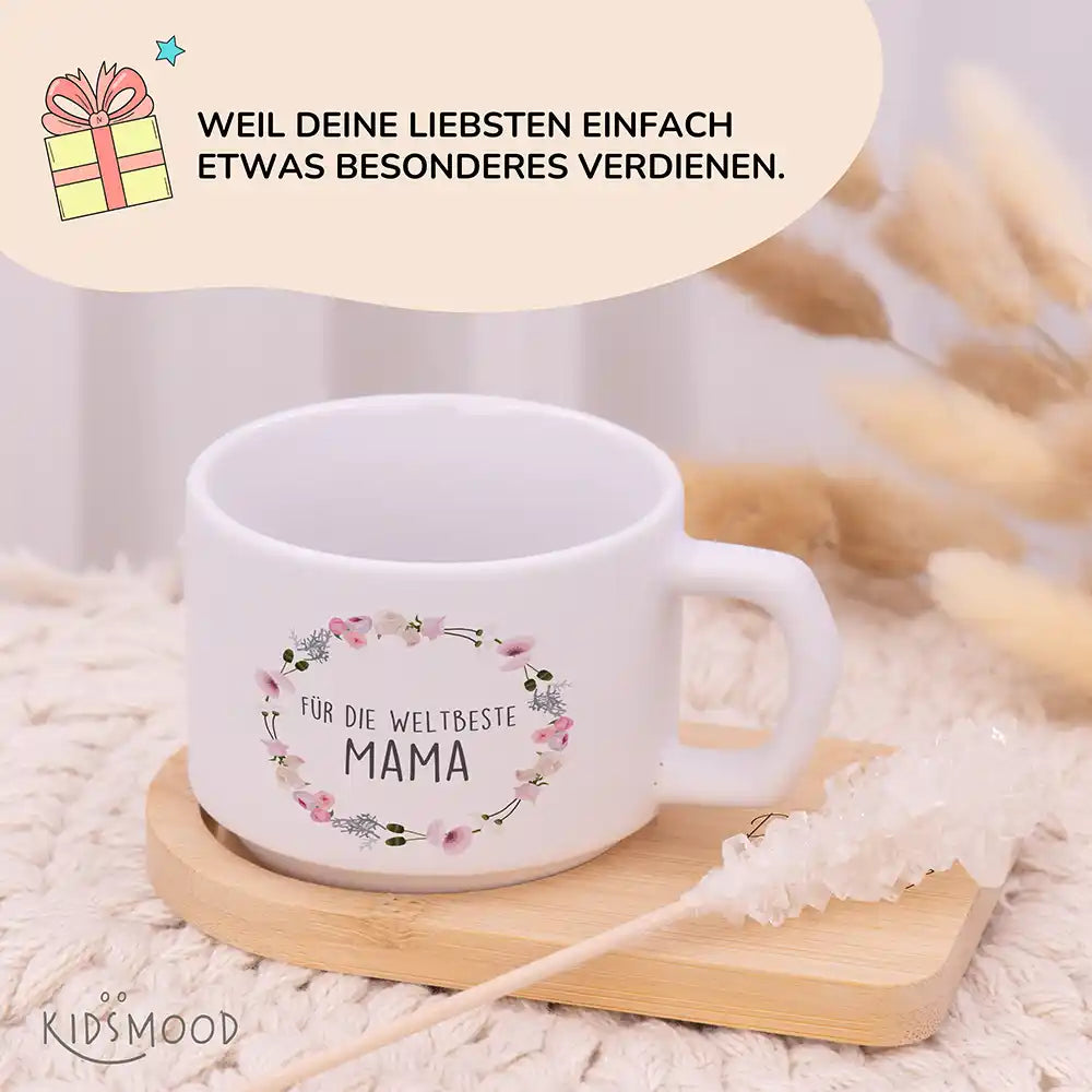 Keramiktasse made in Hamburg Blumenkranz Weltbeste Mama – Bambus-Untersetzer personalisiert