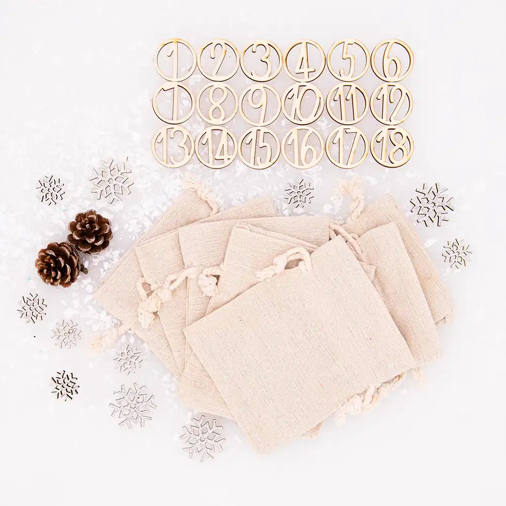 Personalisierter runder Adventskalender Kinder aus Holz - Winterwunderland