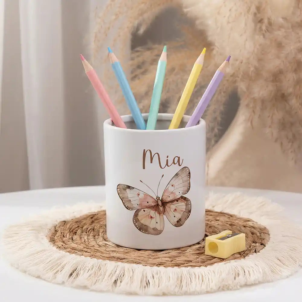 Personalisierter Stiftehalter Schmetterling - personalisiert mit Wunschname