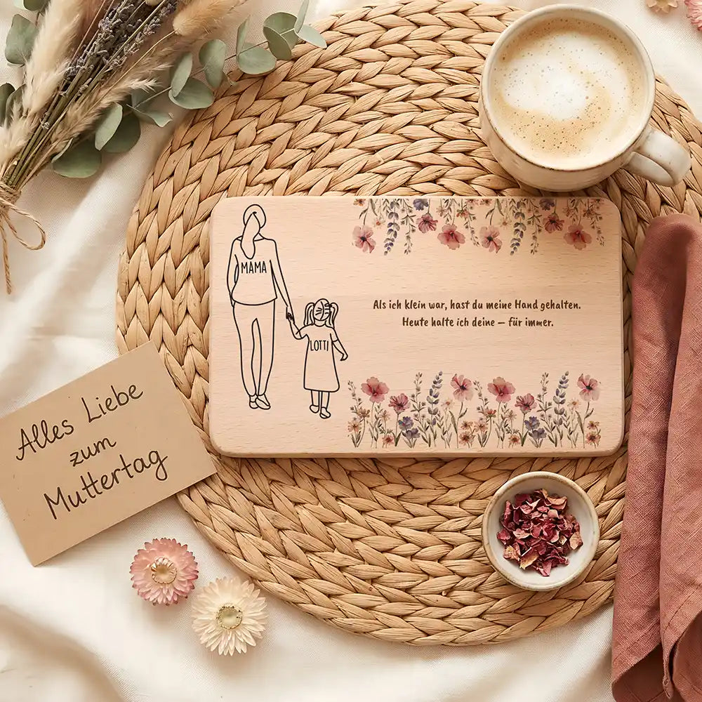 Personalisiertes Frühstücksbrettchen Muttertag Mama & Tochter Wildblumen – Geschenk-Komposition Boho-Flatlay