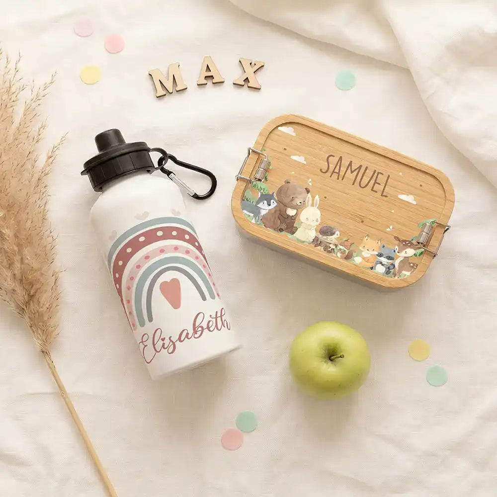 Personalisierte Trinkflasche Kinder Boho-Regenbogen Herzen – mit Karabiner personalisiert