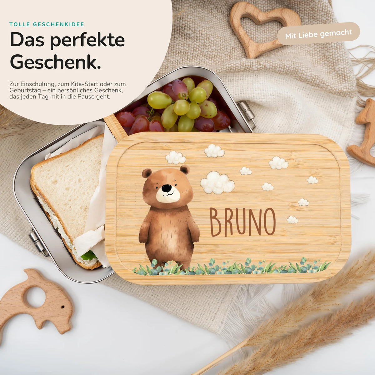 Brotdose personalisiert Bär auf der Wiese