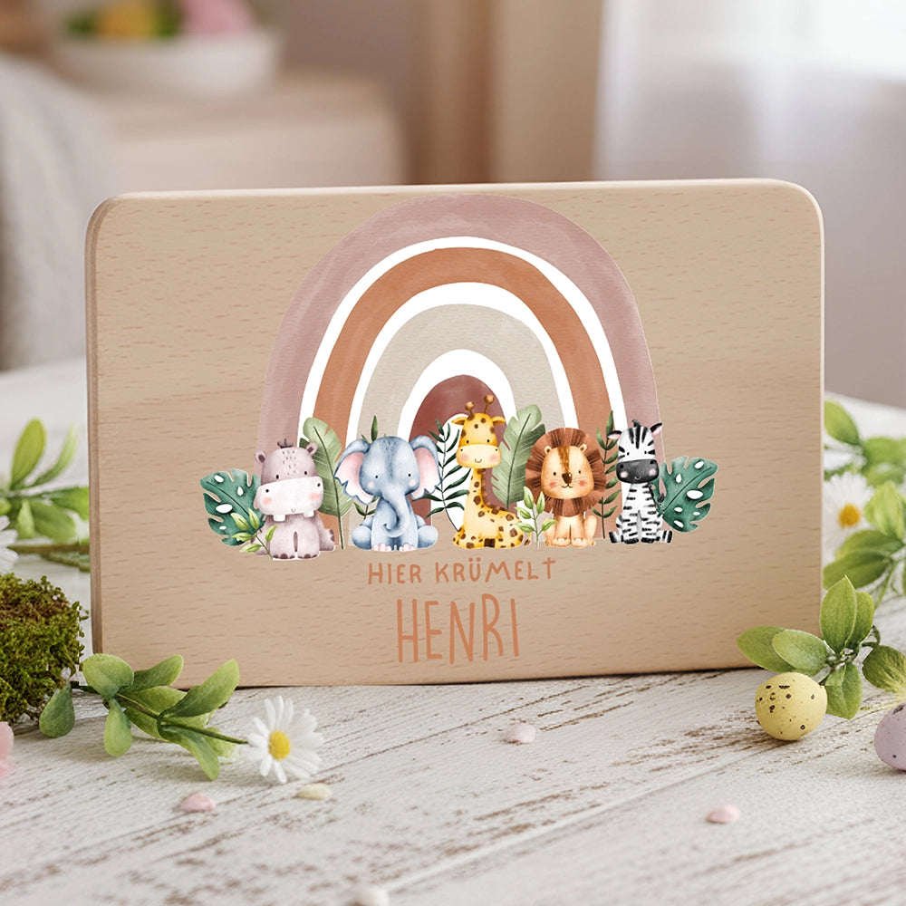 Frühstücksbrettchen Holz personalisiert - Tierfamilie unter Regenbogen