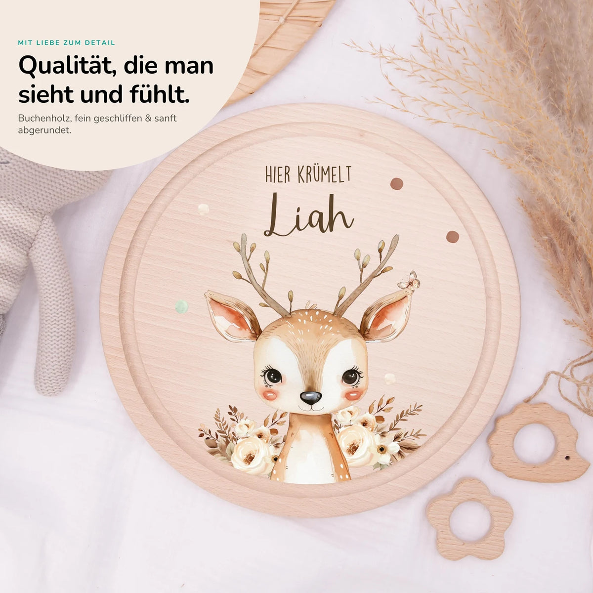 Rundes personalisiertes Frühstücksbrettchen Baby Reh mit Namen für Kinder