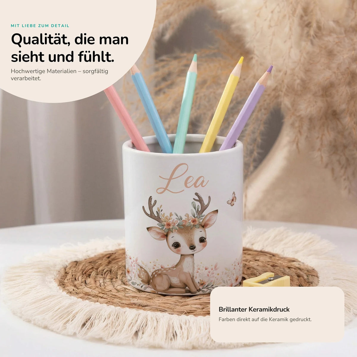 Personalisierter Stiftehalter Reh Blumenkranz – Keramik mit Wunschname