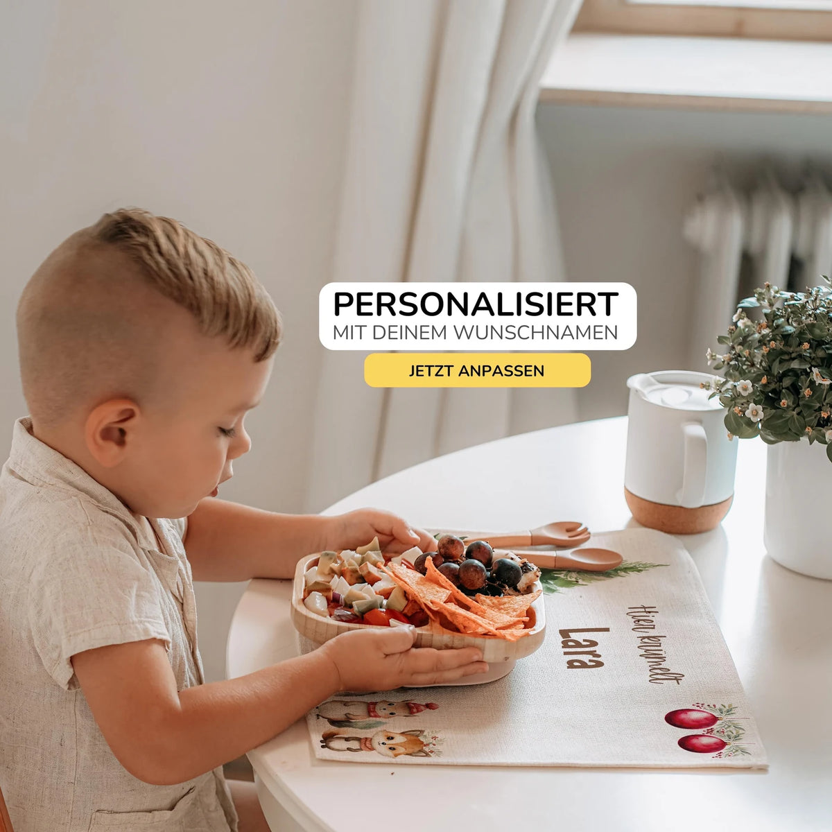 Tischset Kinder personalisiert Weihnachtsmotiv - Tierchen im Zauberwald