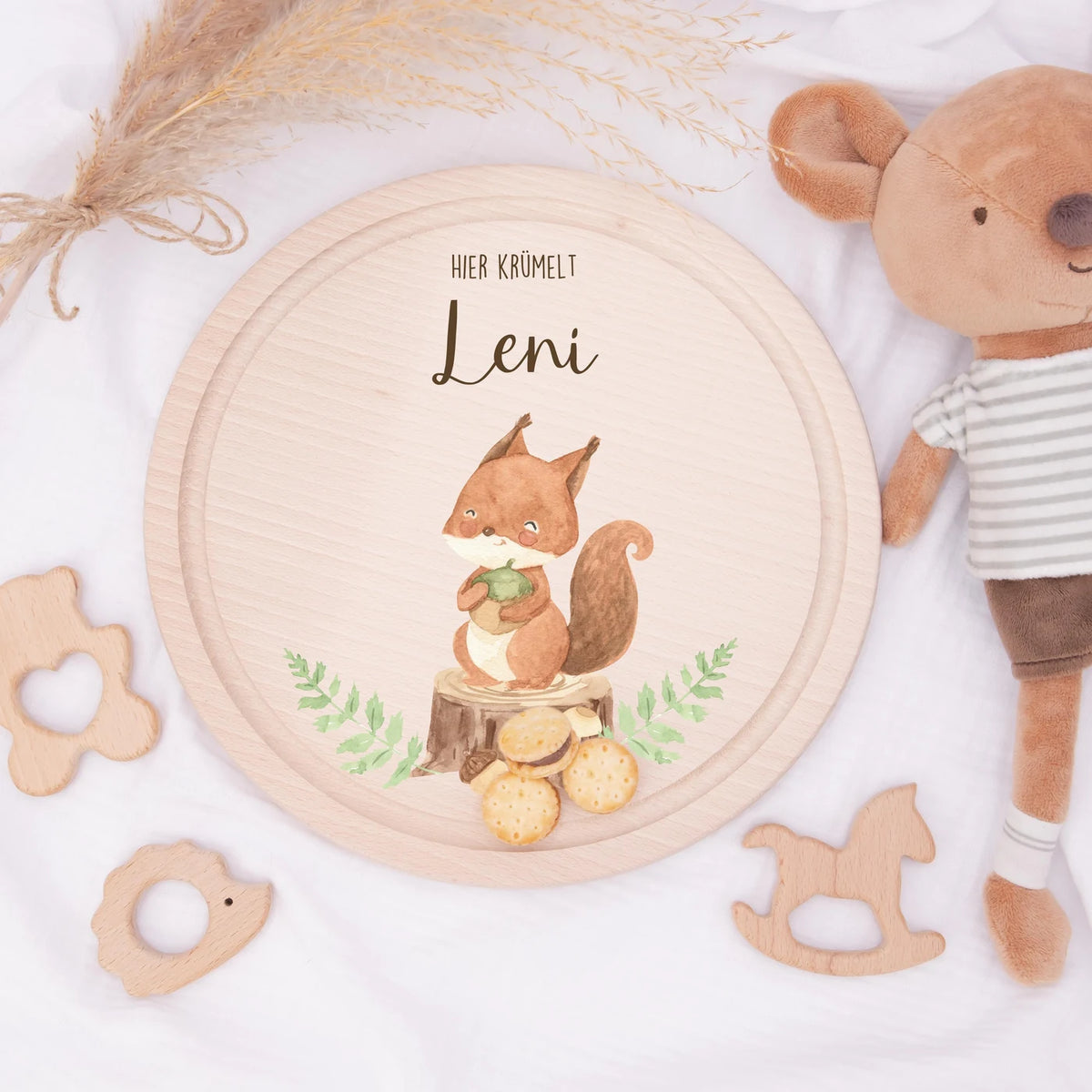 Rundes personalisiertes Frühstücksbrettchen Eichhörnchen mit Namen für Kinder