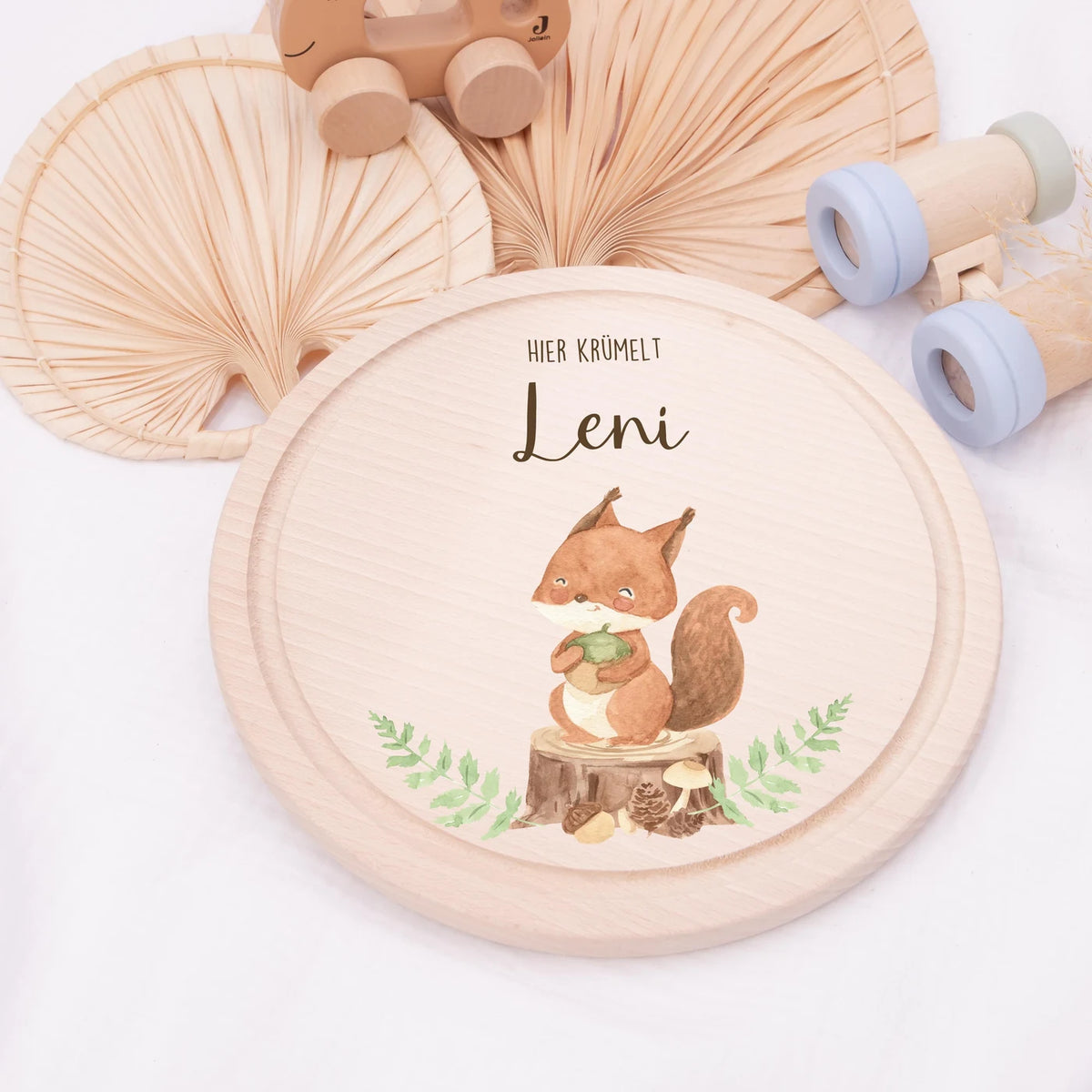 Rundes personalisiertes Frühstücksbrettchen Eichhörnchen mit Namen für Kinder