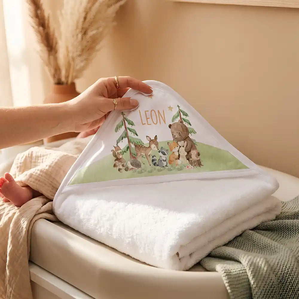 Personalisiertes Kapuzenhandtuch Baby Waldfest – Detail der bedruckbaren Kapuze