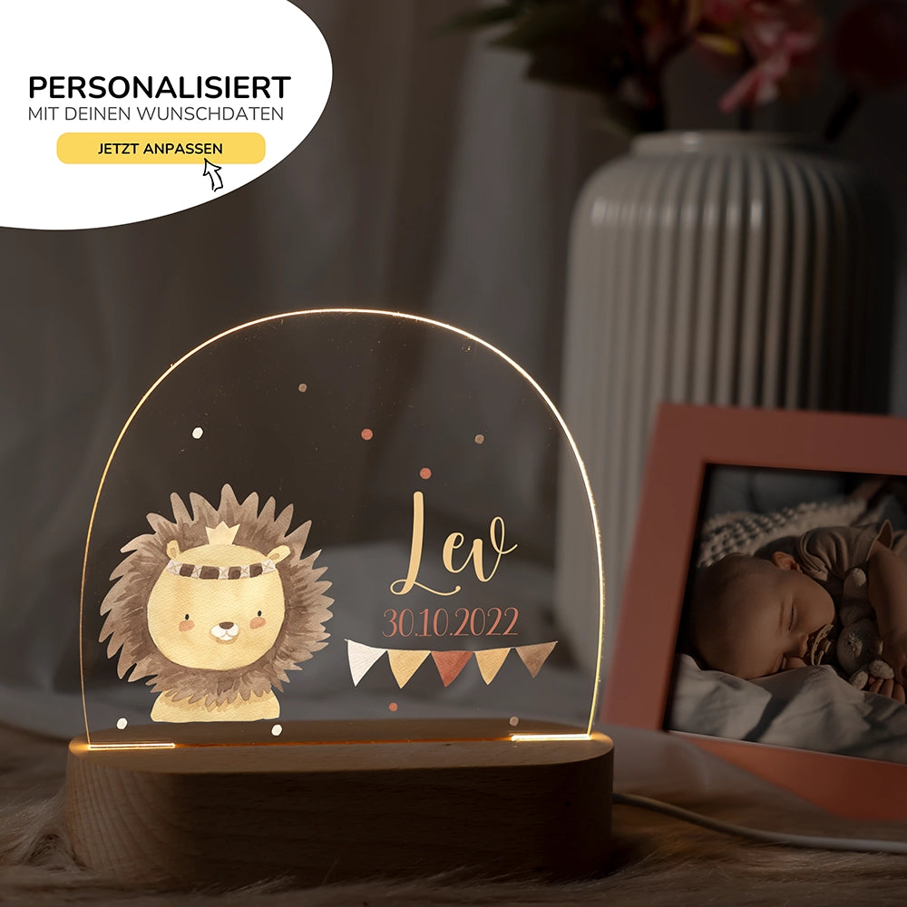 Nachtlicht Löwe mit Namen im Kinderzimmer – personalisiertes Geschenk zur Geburt
