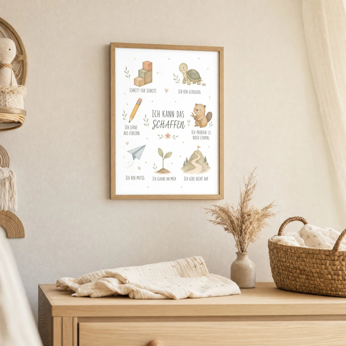 Wandbild Kinderzimmer: Affirmationsposter „Collage Ich kann das schaffen“ im Holzrahmen über der Kommode