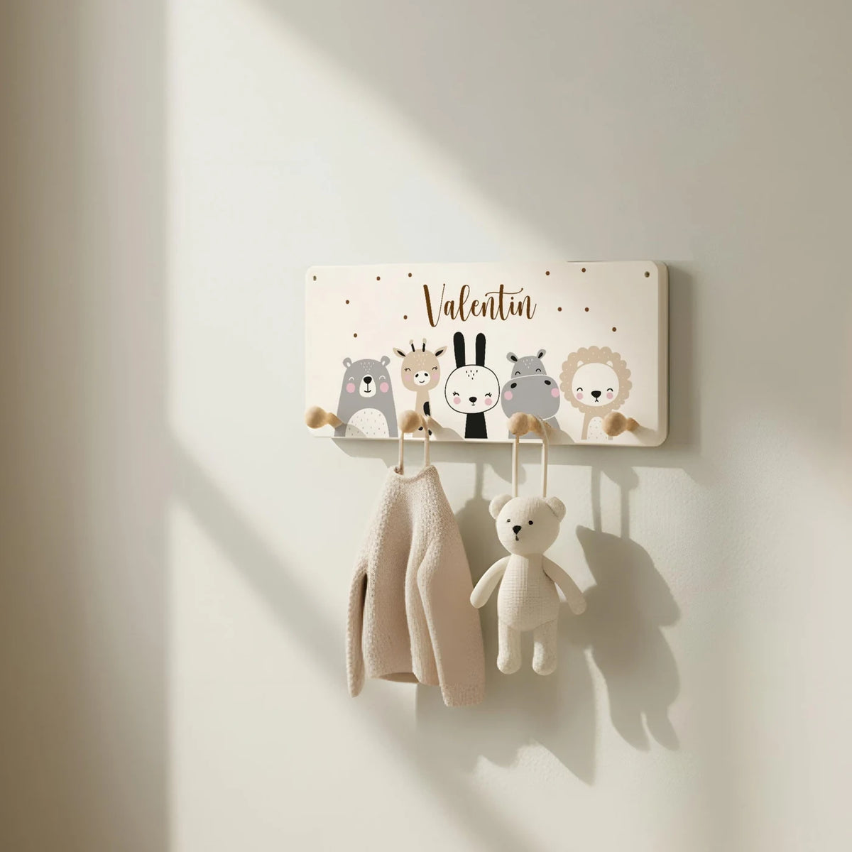 Kindergarderobe Holz personalisiert - Tierfamilie
