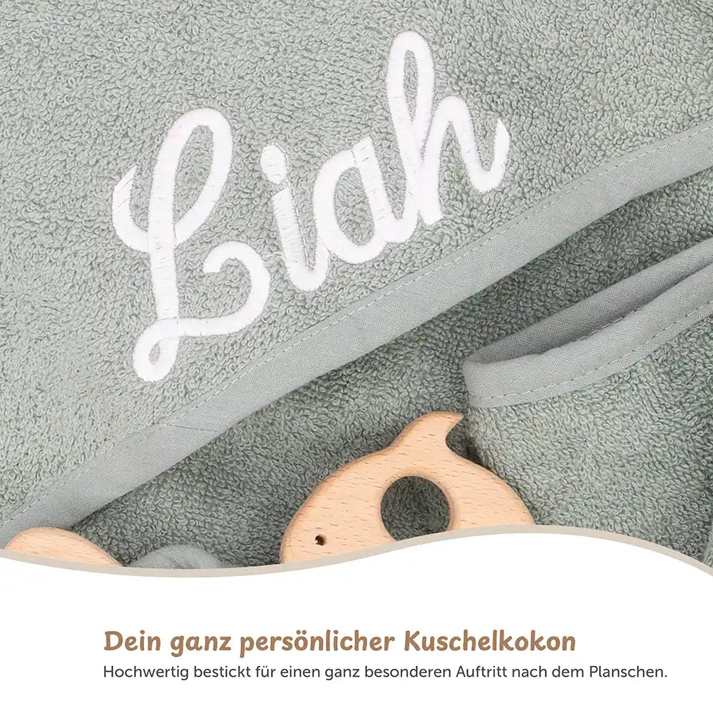 Kapuzenhandtuch Baby personalisiert – Mintgrün mit Kuschelohr, weiches Frottee, Namensstickerei