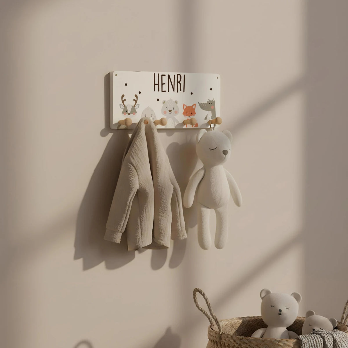 Kindergarderobe Holz personalisiert - Wintertiere