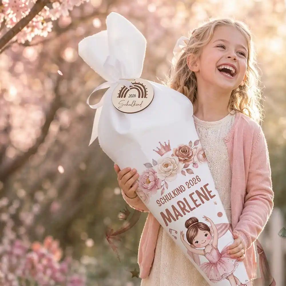 Schultüte personalisiert mit Name Ballerina mit Rosen – Mädchen-Lifestyle unter Kirschblüten
