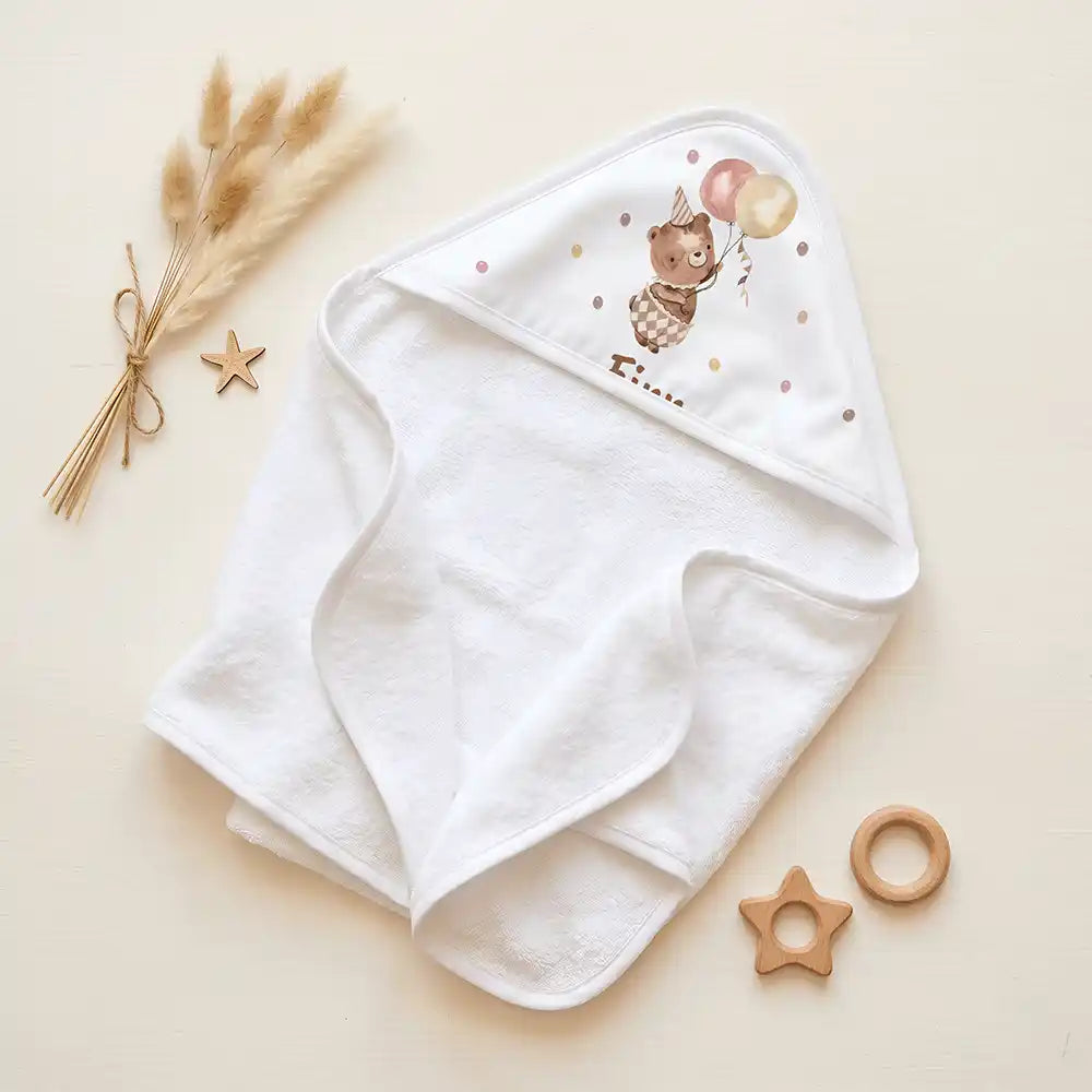Personalisiertes Kapuzenhandtuch Baby Bär Luftballons – Set für Zwillinge im Rattan-Look