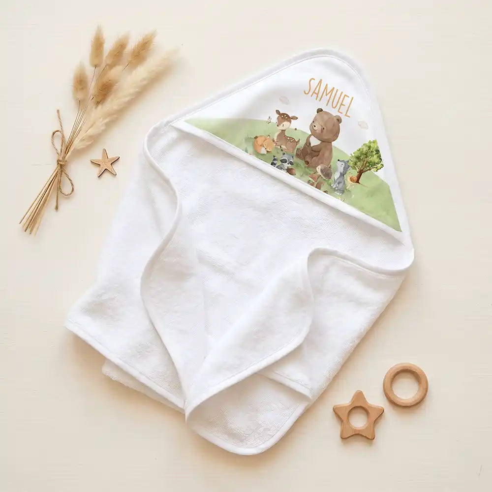 Personalisiertes Kapuzenhandtuch Baby Waldparade – Set für Zwillinge im Rattan-Look