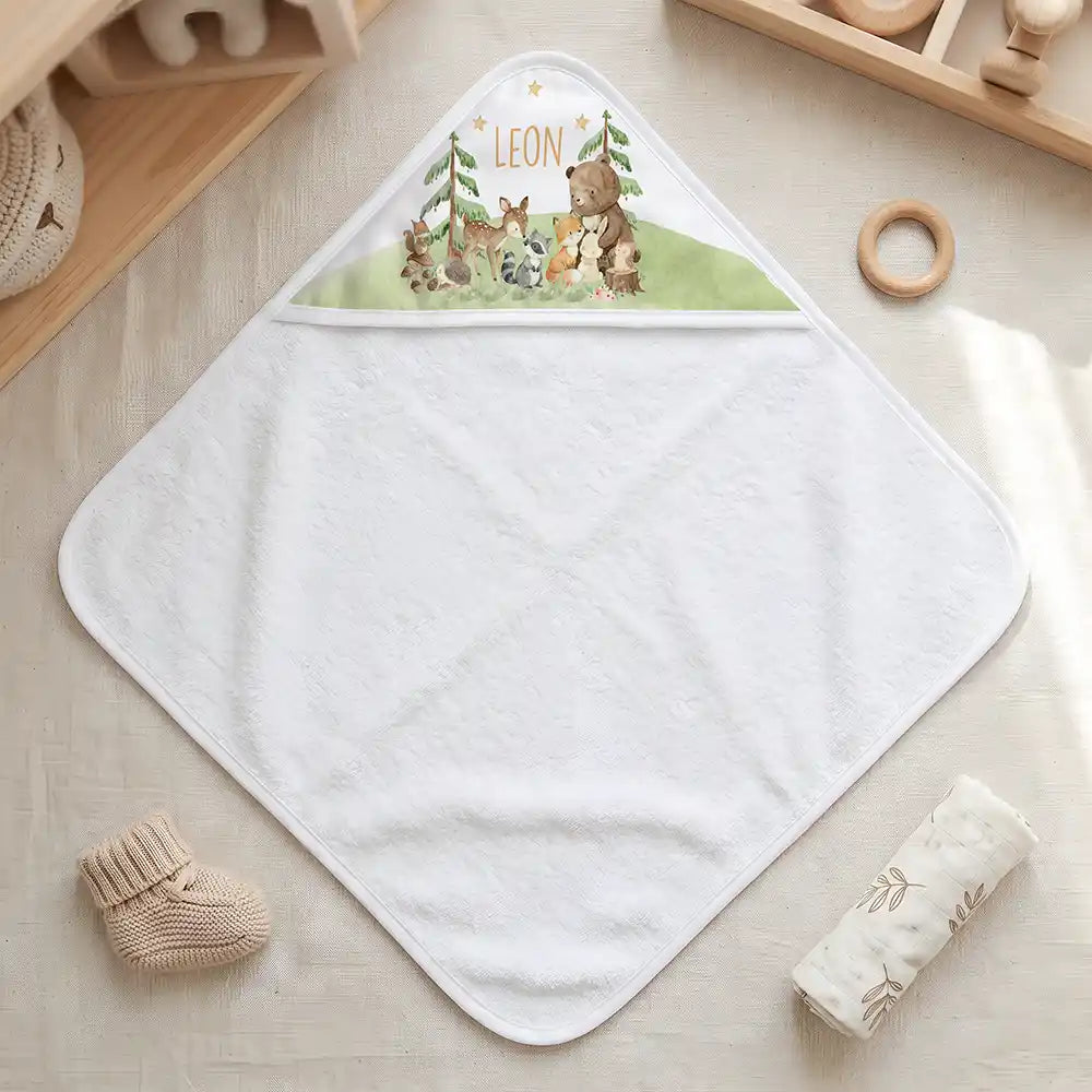 Personalisiertes Kapuzenhandtuch Baby Waldfest – Freisteller 80×80 cm Topdown