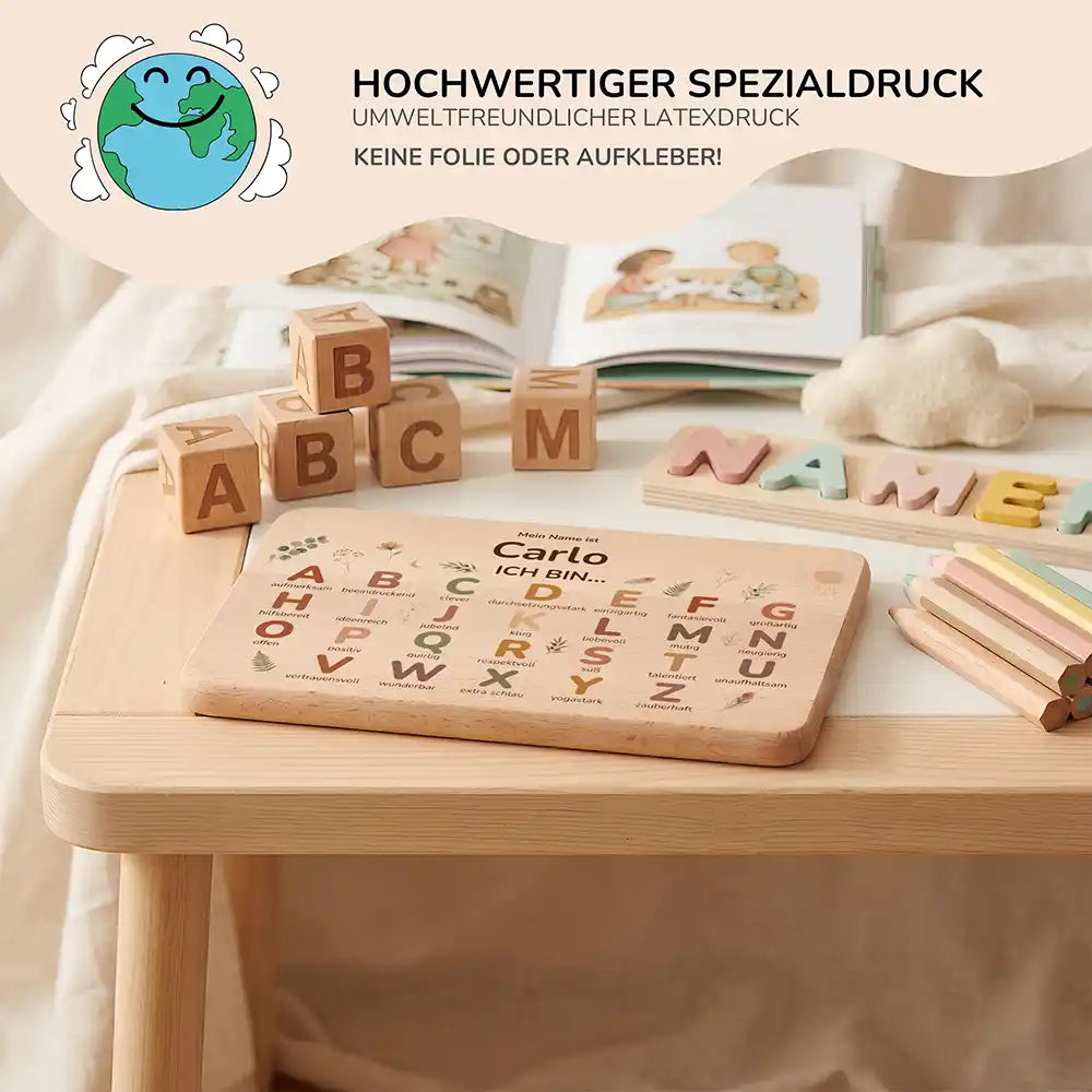 ABC Brettchen Kinder personalisiert Wald-Tiere Pilze – Lifestyle Schreibtisch mit Würfeln