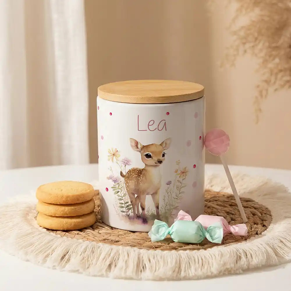 Personalisierte Keksdose Rehkitz Blumenwiese aus Keramik mit Bambusdeckel - Wunschname - kidsmuod.com