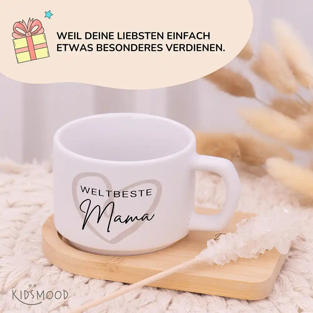 Keramiktasse made in Hamburg Weltbeste Mama Herz – Bambus-Untersetzer personalisiert