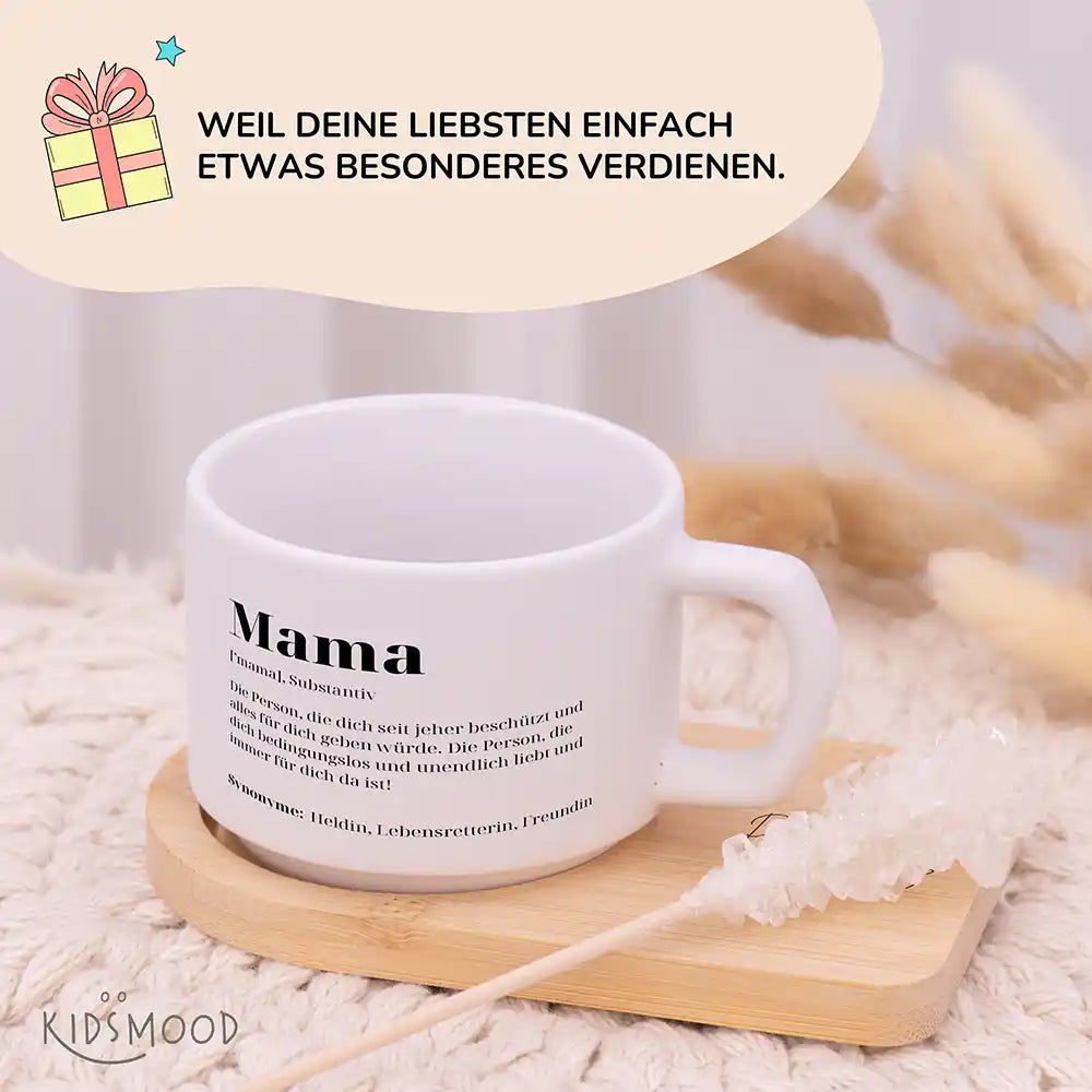 Keramiktasse made in Hamburg Mama Definition – Bambus-Untersetzer personalisiert