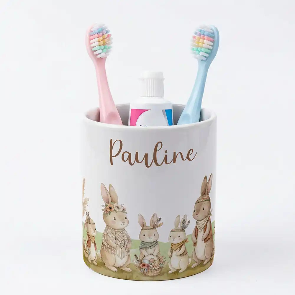 Kidsmood - Familienbetrieb aus Hamburg - Personalisierter Stiftehalter Boho-Hasen